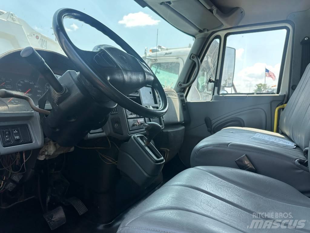 International 4300 Vuilniswagens