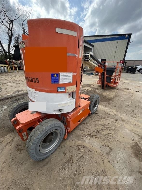 JLG E 300 AJP Schaarhoogwerkers