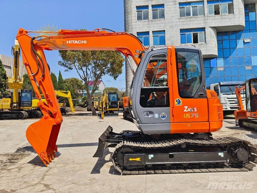 Hitachi ZX 75 Rupsgraafmachines