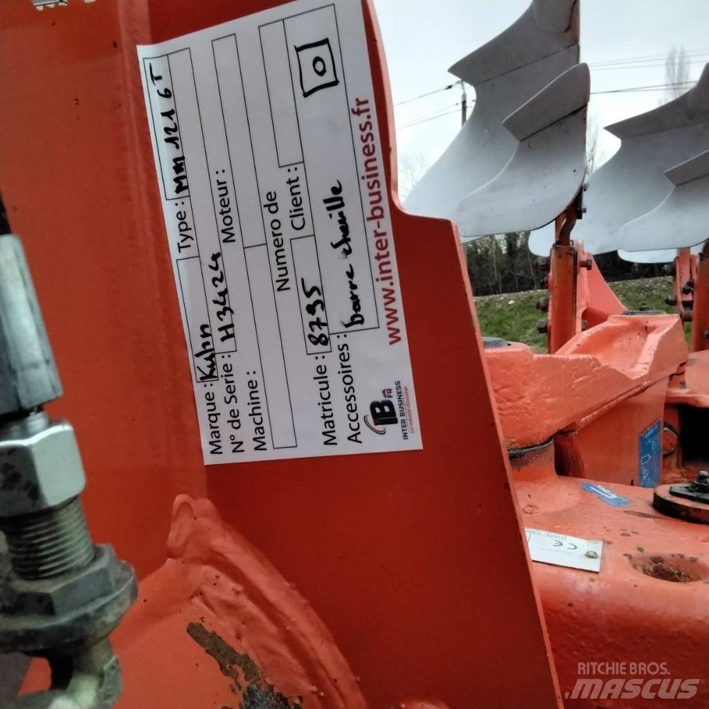 Kuhn MM121 6T Wentelploegen