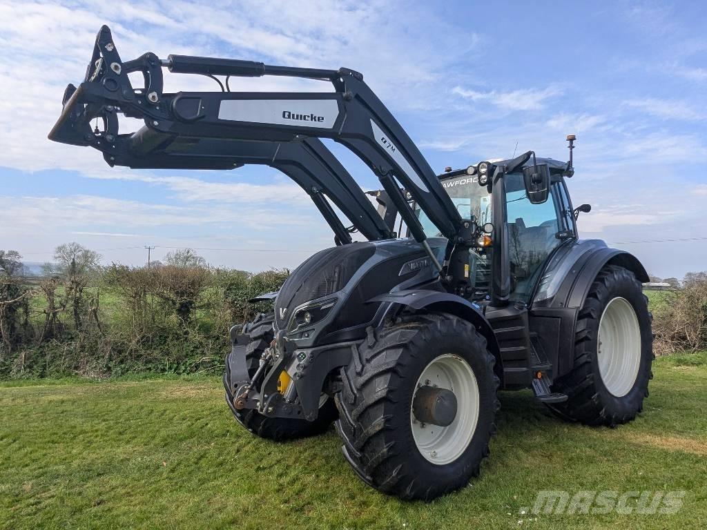 Valtra T 254 Tractoren