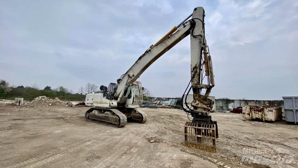 Liebherr R 924 Rupsgraafmachines