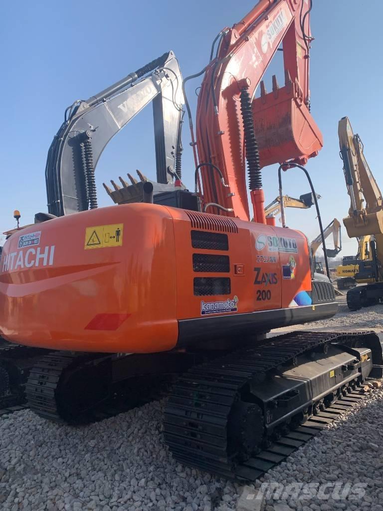 Hitachi 200 Rupsgraafmachines