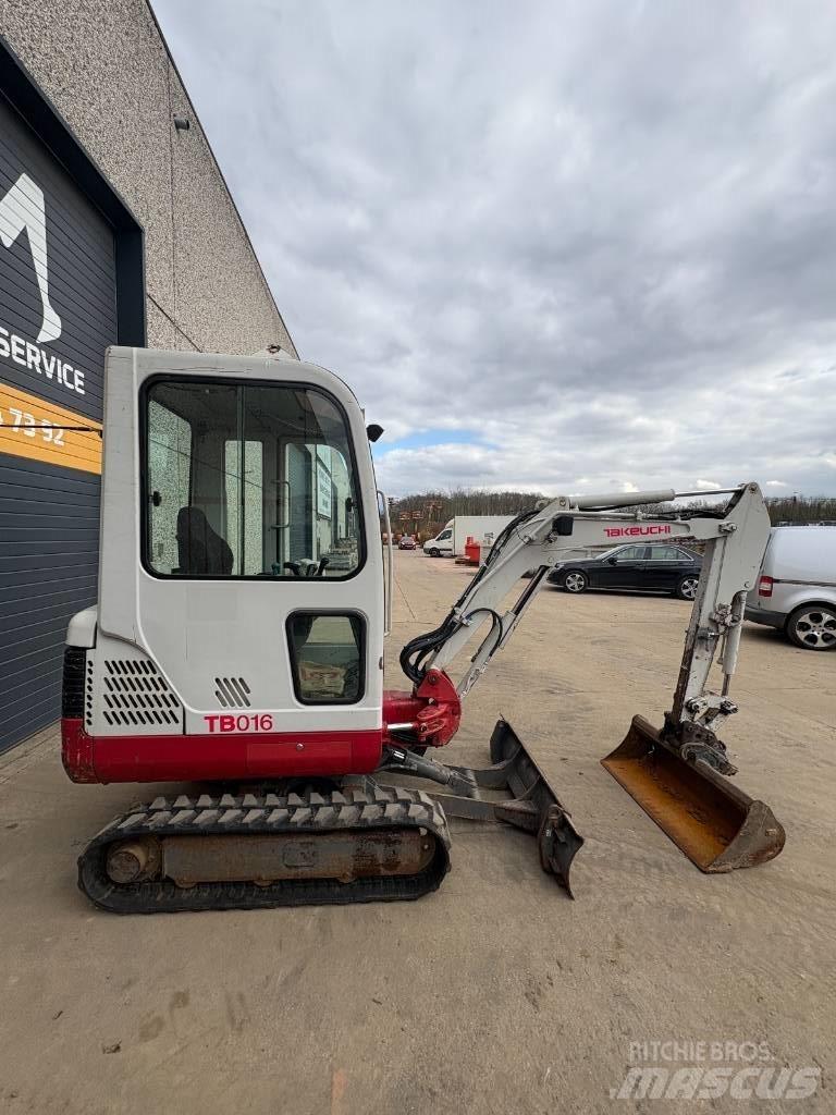 Takeuchi TB016 Minigraafmachines < 7t