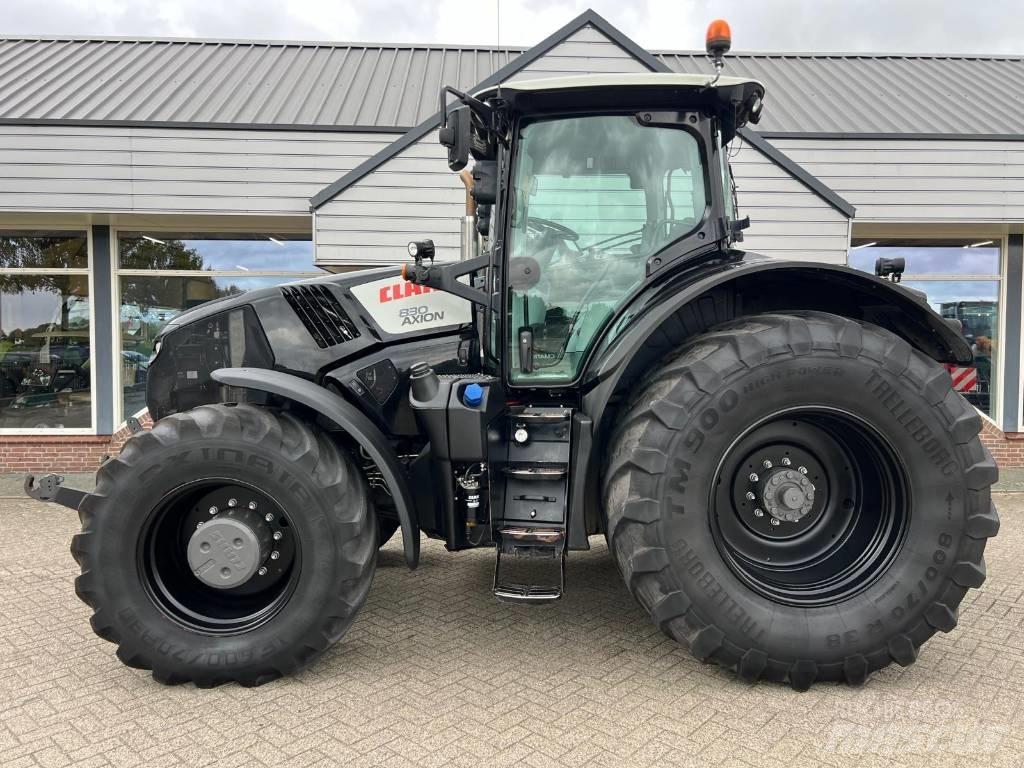 CLAAS Axion 830 Tractoren