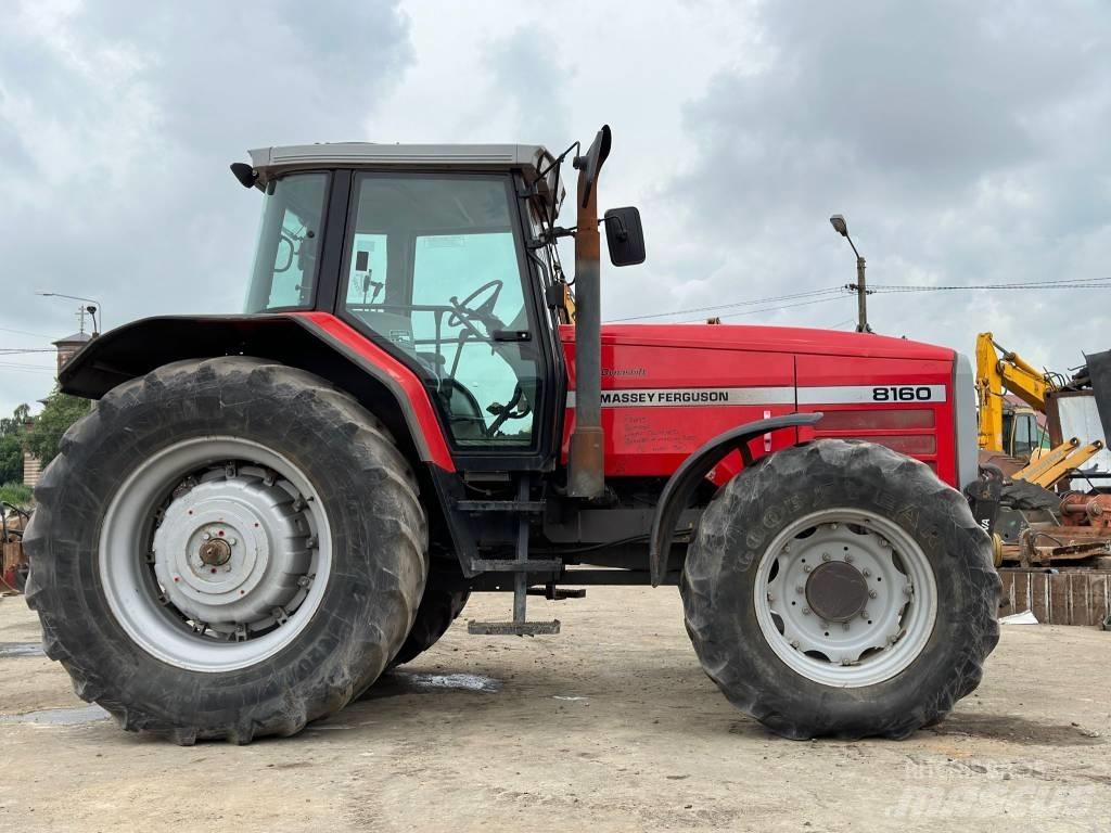 Massey Ferguson 8160 Tractoren