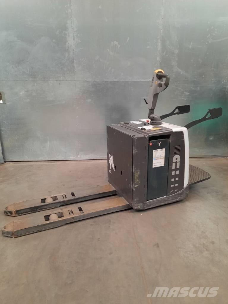 UniCarriers PMR200P Meerij pallettruck met platform