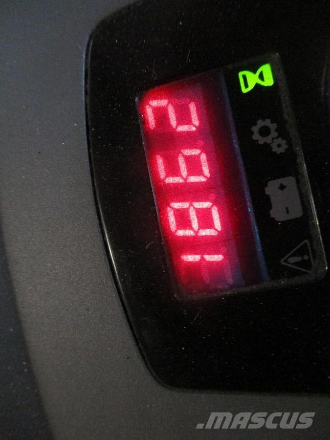 Toyota LPE200 Meerij pallettruck met platform