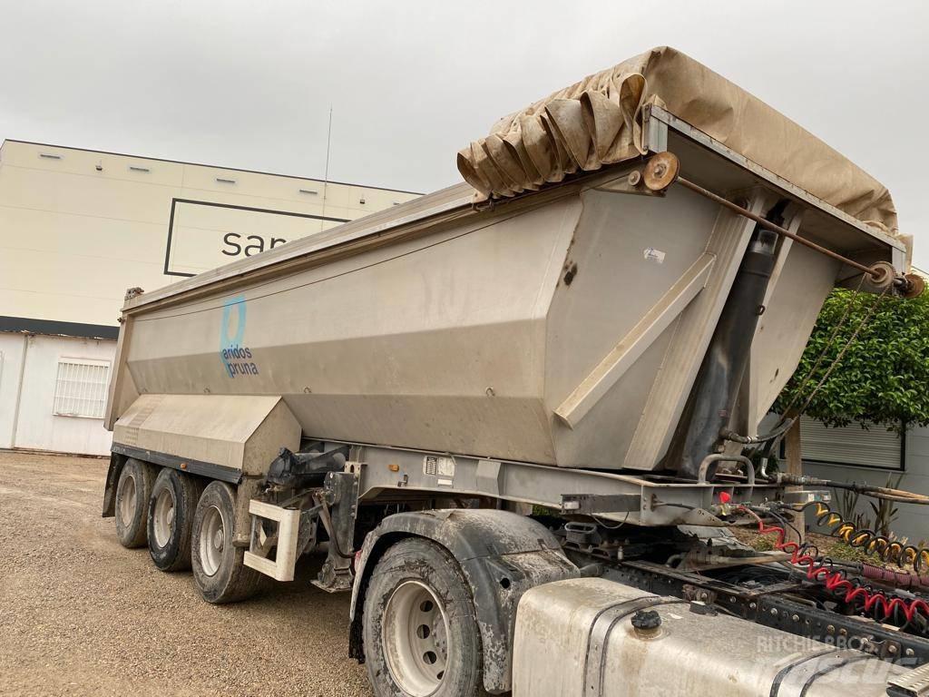 Lecitrailer D-2440 Kippers