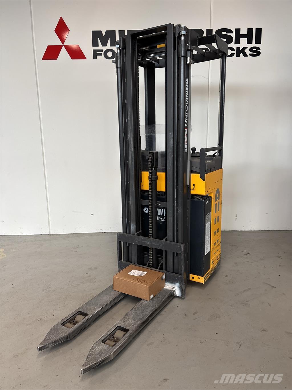 Atlet A160 Zelfrijdende stapelaars