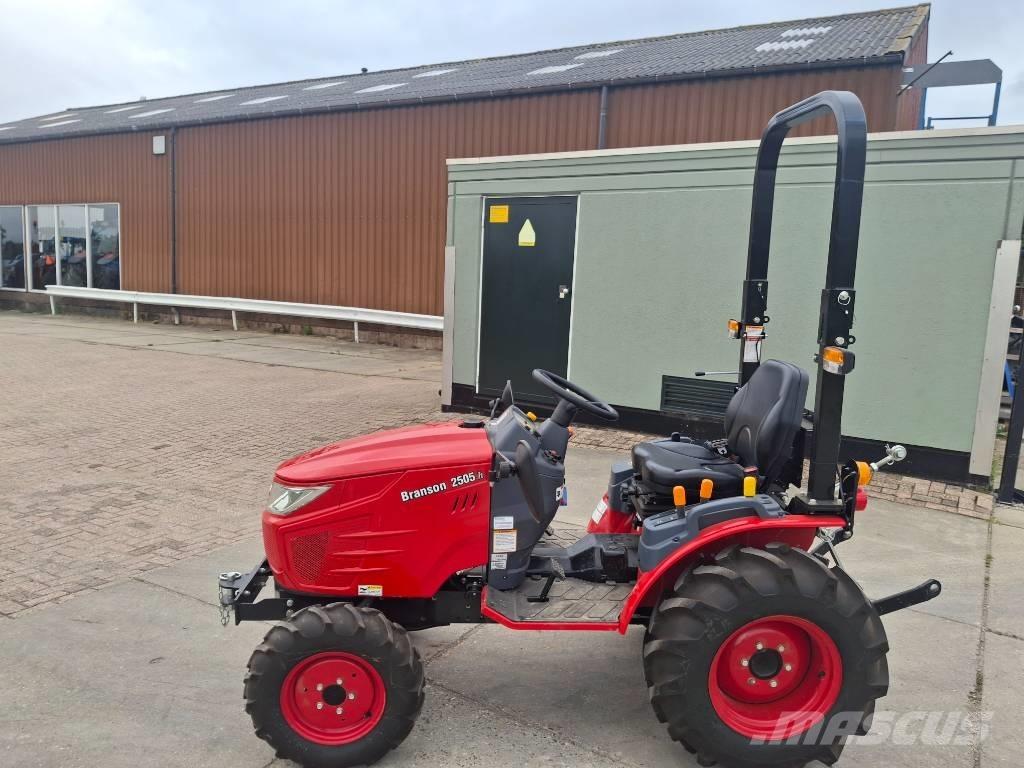 Branson 2505 h Tractoren