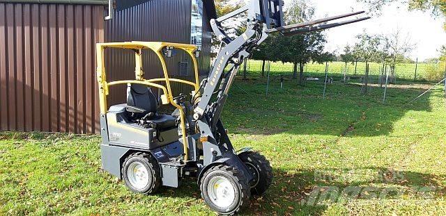 Eurotrac W10 Voorladers en gravers