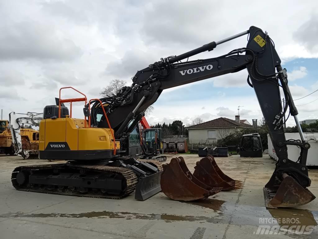 Volvo ECR235EL Rupsgraafmachines