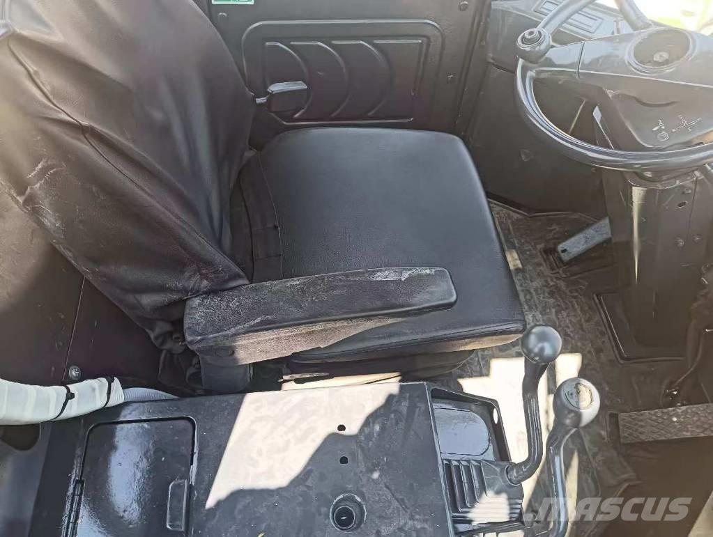 Komatsu WA 470 Wielladers