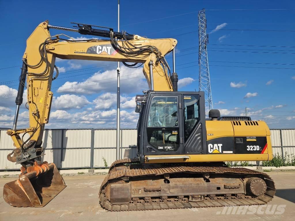 CAT 323D LRR * 2011r. * Rupsgraafmachines