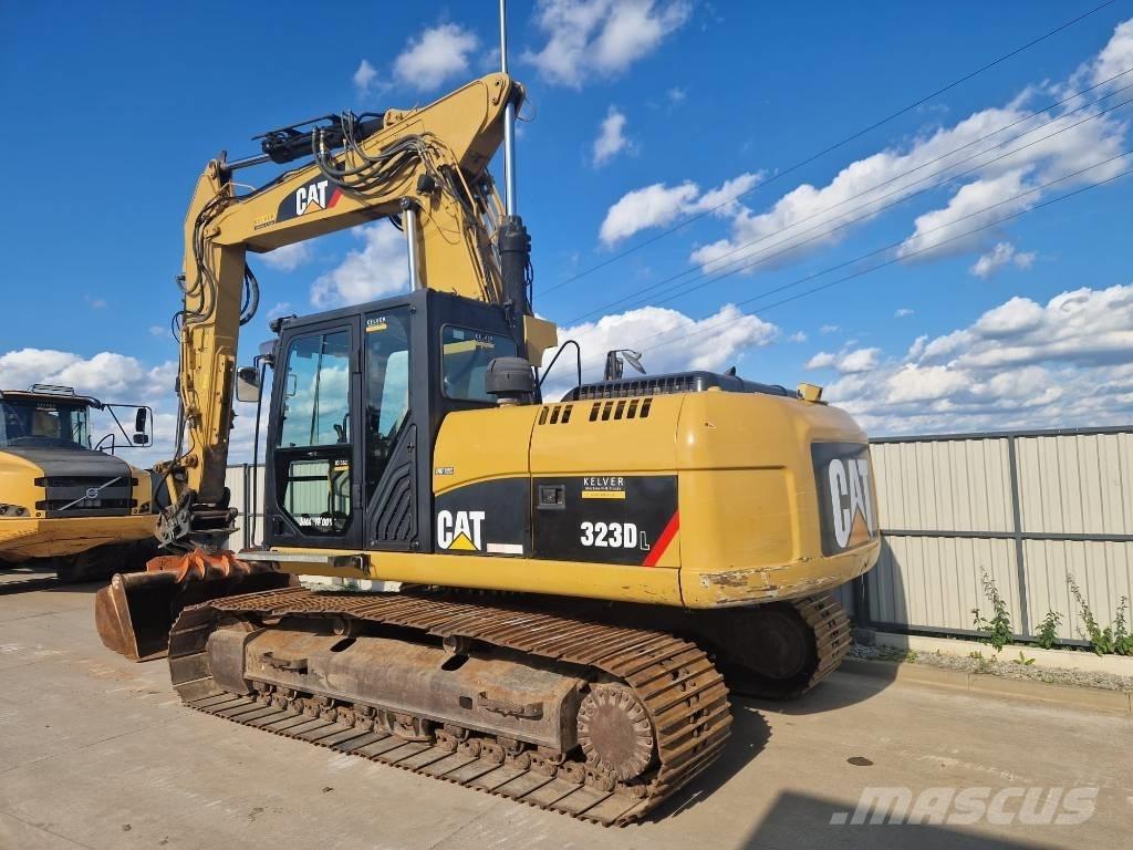 CAT 323D LRR * 2011r. * Rupsgraafmachines