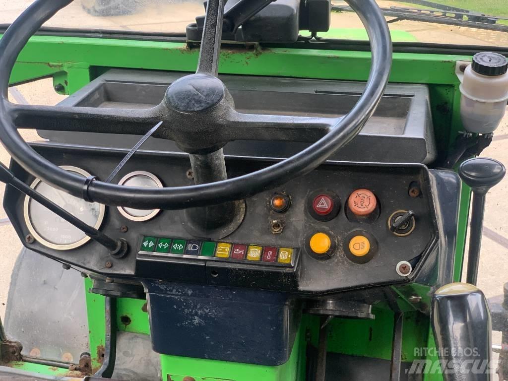 Deutz-Fahr D7207C Tractoren