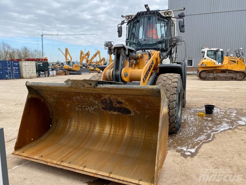 Liebherr L 526 Wielladers