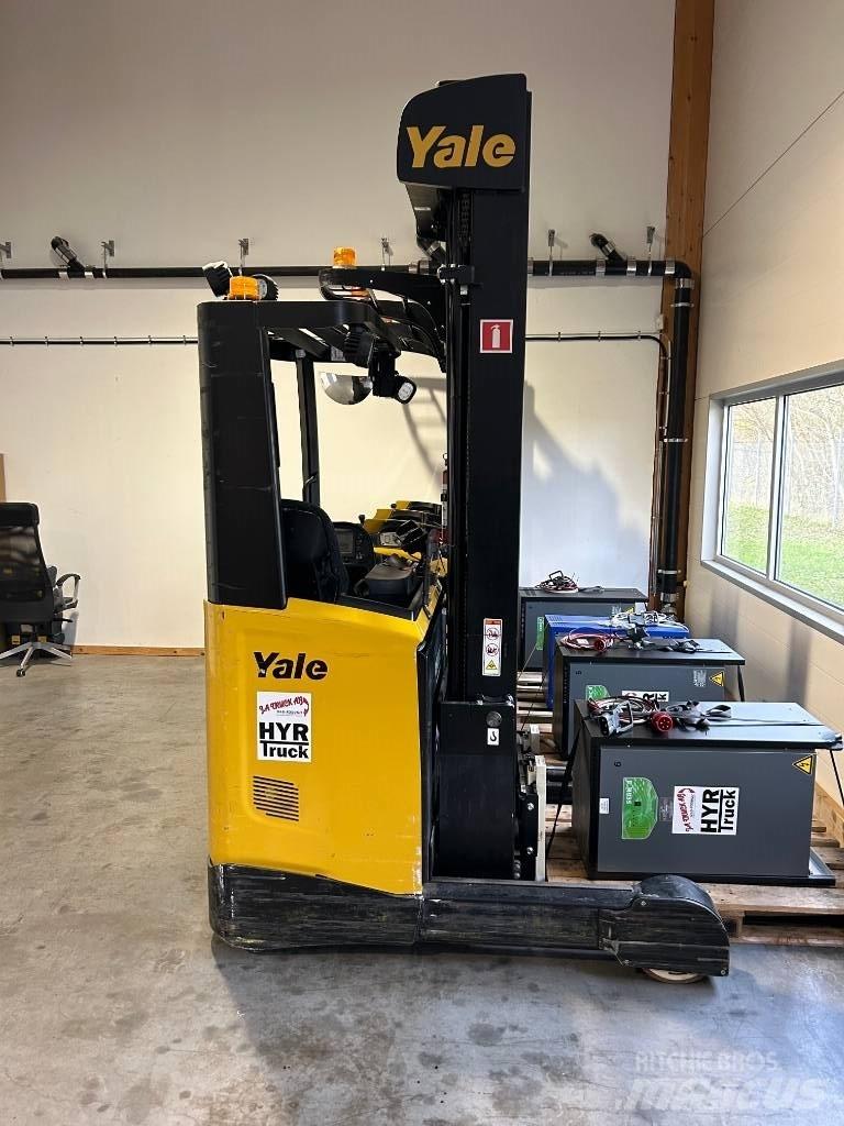 Yale MR14 Reachtruck voor hoog niveau