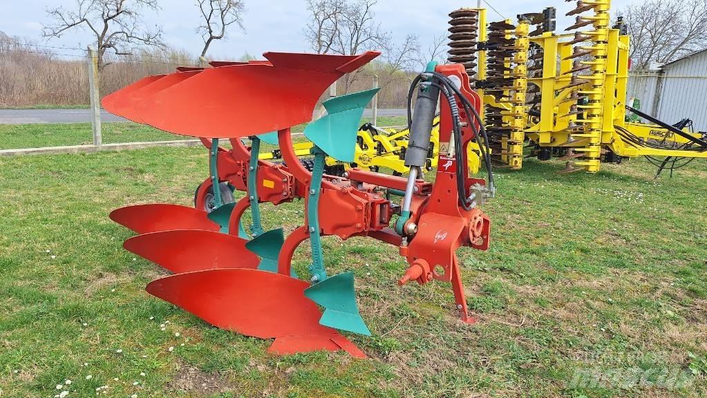 Kverneland 150B/3 Wentelploegen