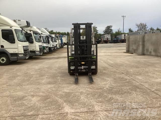 Zoomlion FD30 Diesel heftrucks