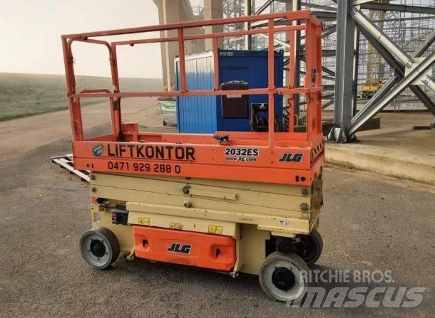 JLG 2032 ES Schaarhoogwerkers