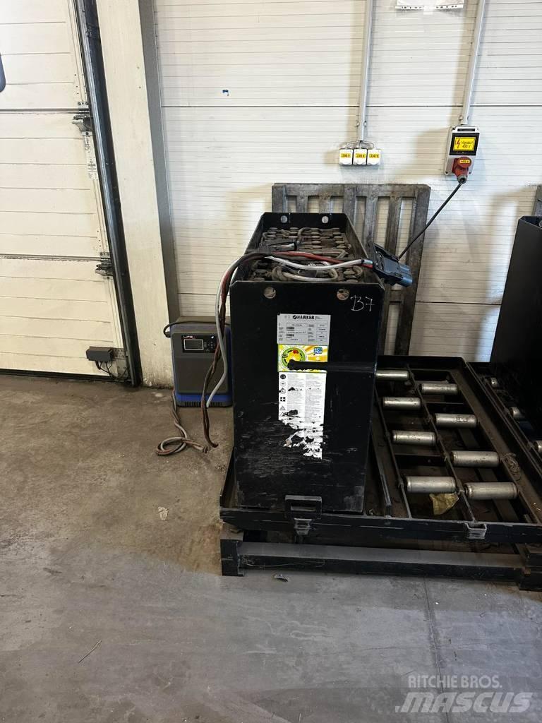 Yale MR 16 H Reachtruck voor hoog niveau