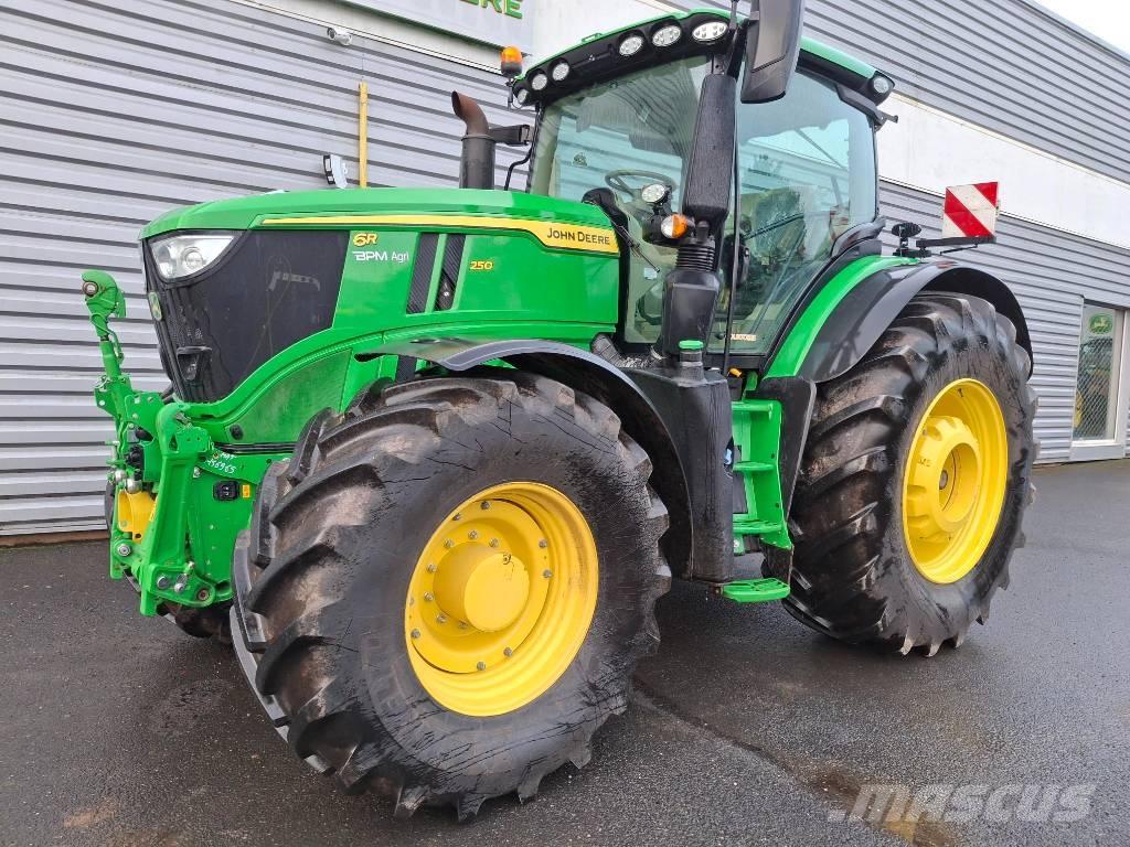 John Deere 6R 250 Tractoren