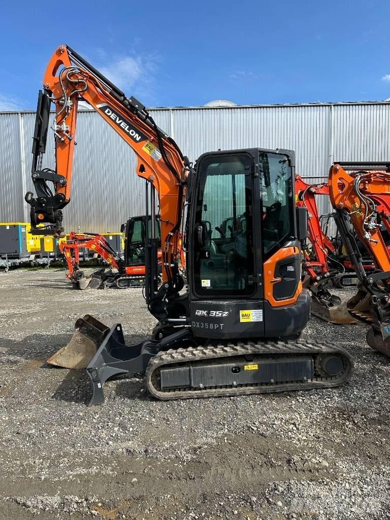 Develon DX 35 Z-7 Minigraafmachines < 7t