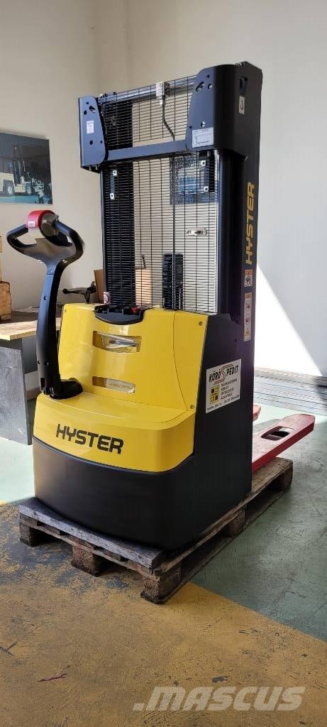 Hyster S 1.0 Stapelaar meeloop