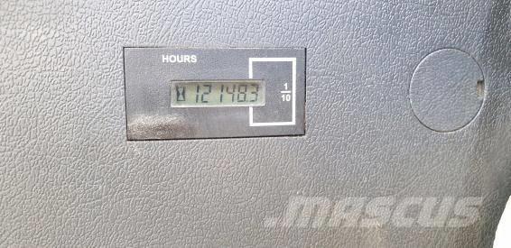 Hyundai HX 300 Rupsgraafmachines