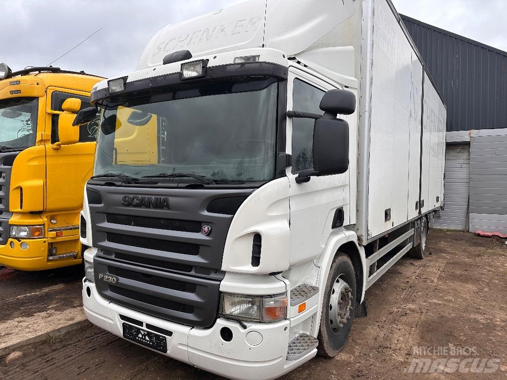 Scania P 230 Bakwagens met gesloten opbouw
