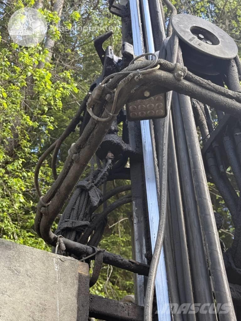 Atlas Copco ROC D3 Surface drill rigs