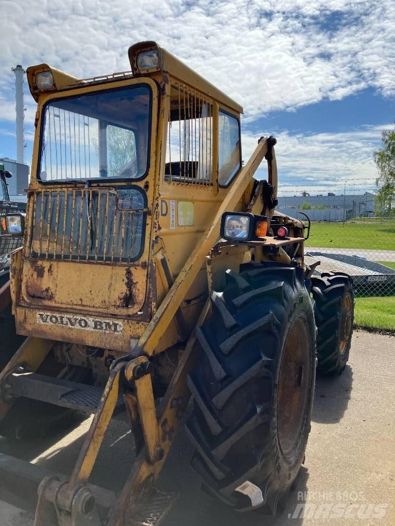Volvo BM 641 Voorladers en gravers