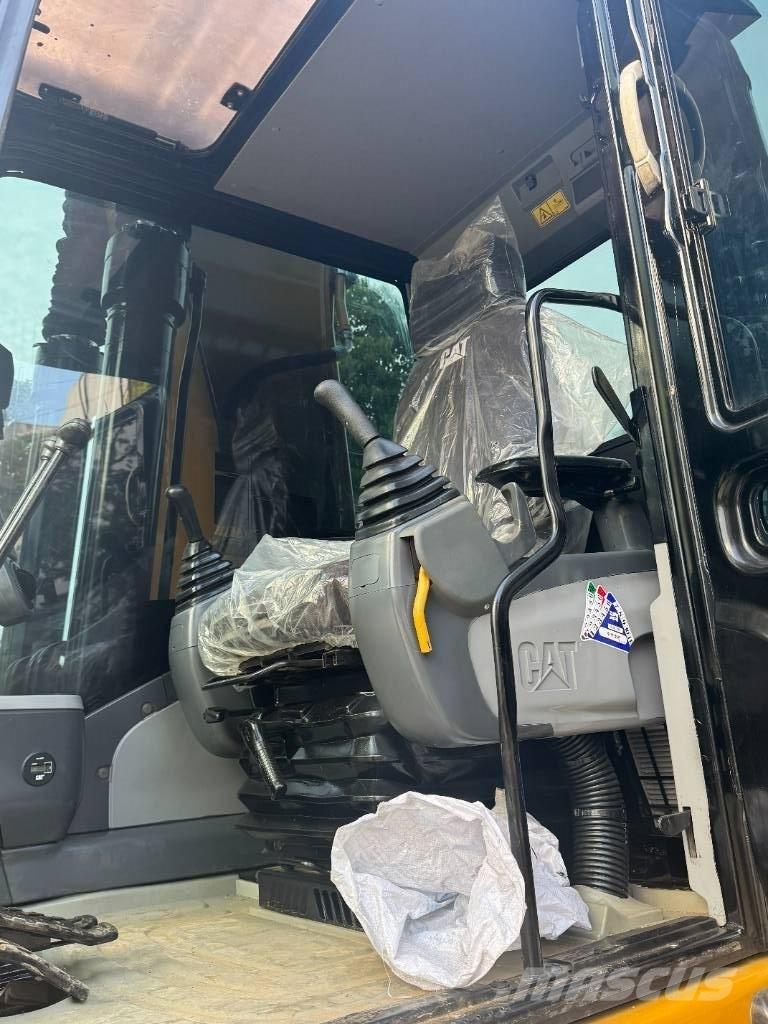 CAT 325D Rupsgraafmachines