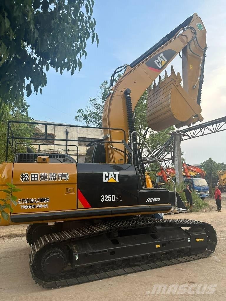 CAT 325D Rupsgraafmachines
