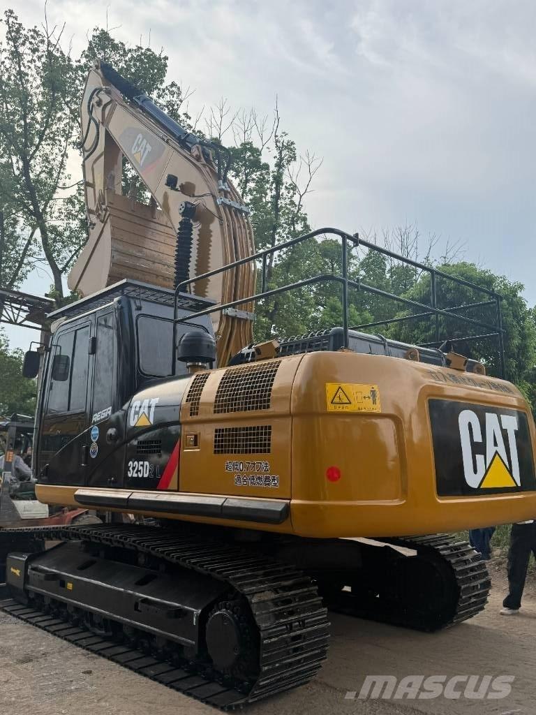 CAT 325D Rupsgraafmachines