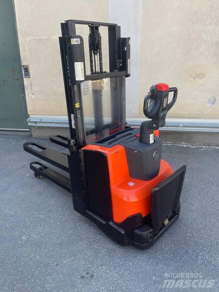 BT SWE200D Stapelaar meeloop