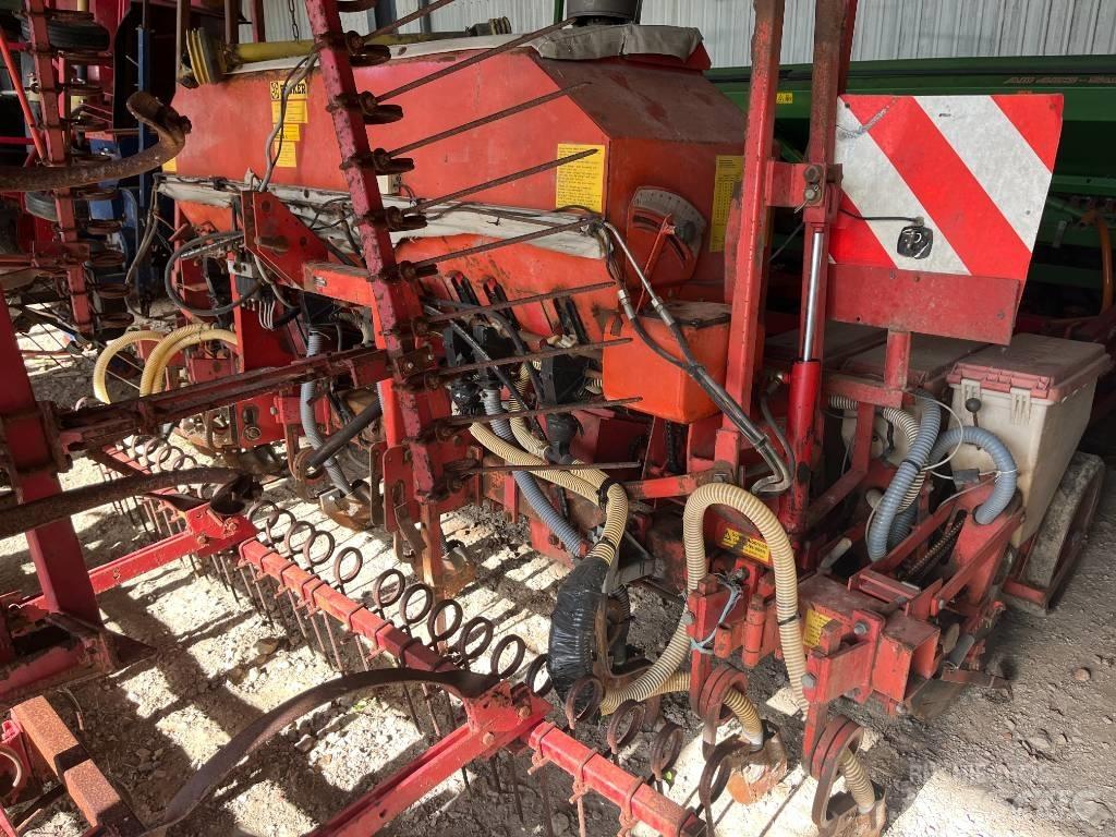  Becher AEROMAT 8Z Precisiezaaimachines