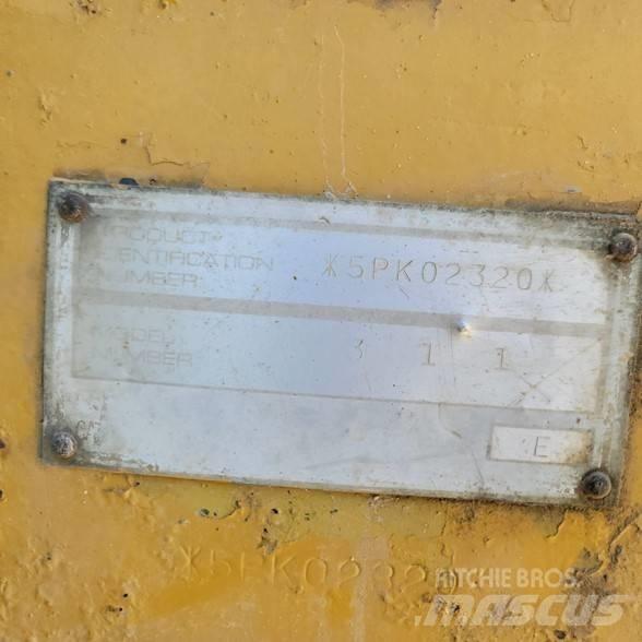CAT 311 Rupsgraafmachines