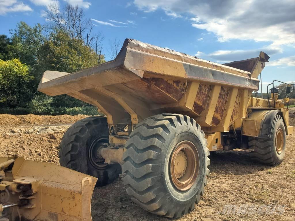 CAT D 25 D Knik dumptrucks