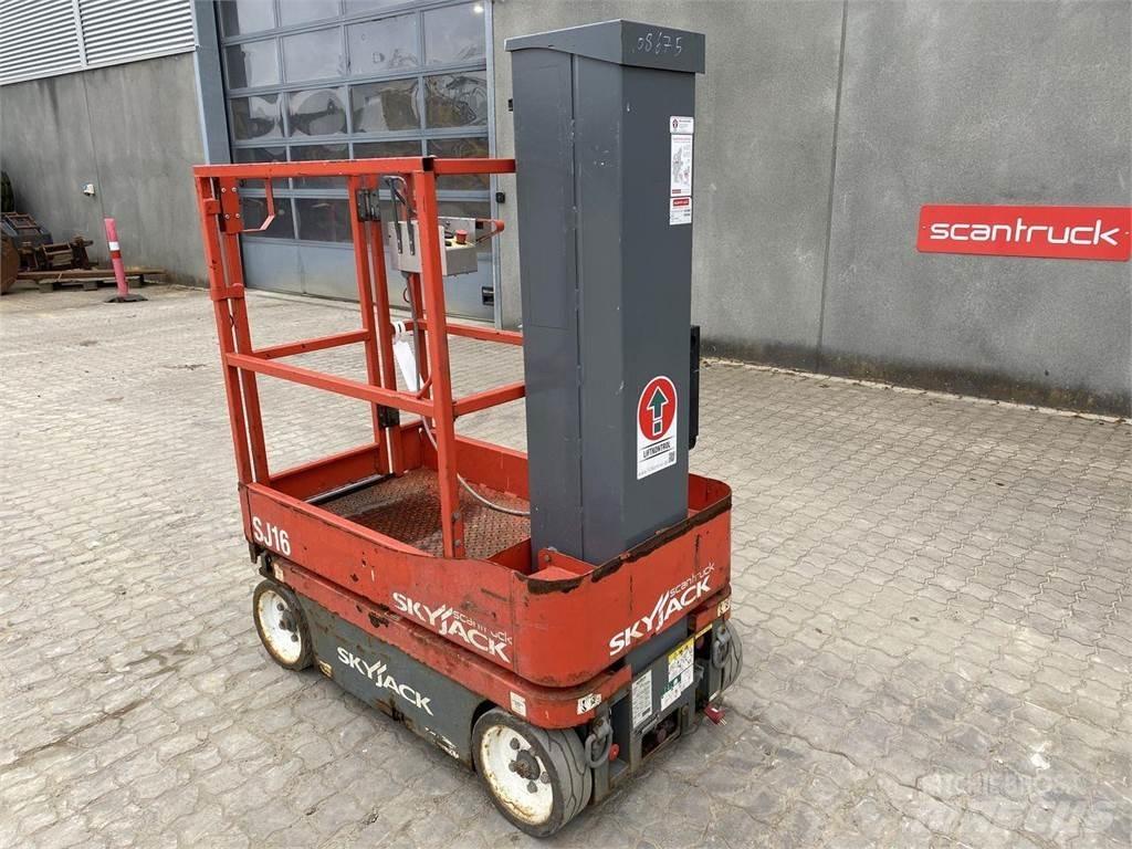 SkyJack SJ16 Personenliften en invalideliften