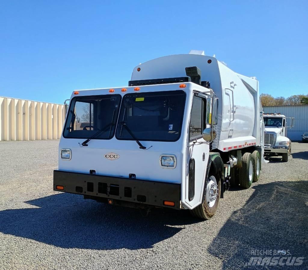  2011 Crane Carrier Vuilniswagens