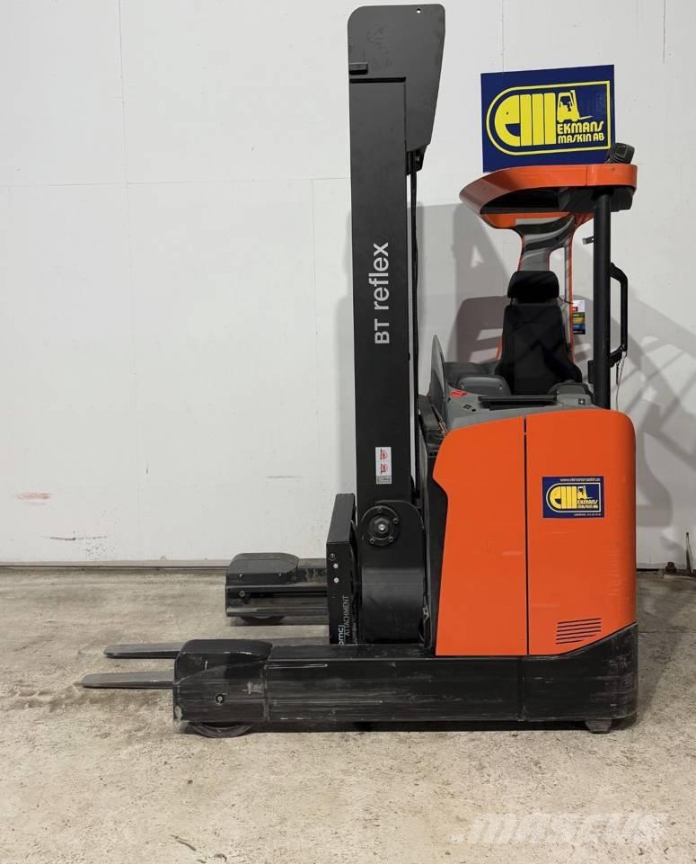 BT truck RRE 200HE Reachtruck voor hoog niveau