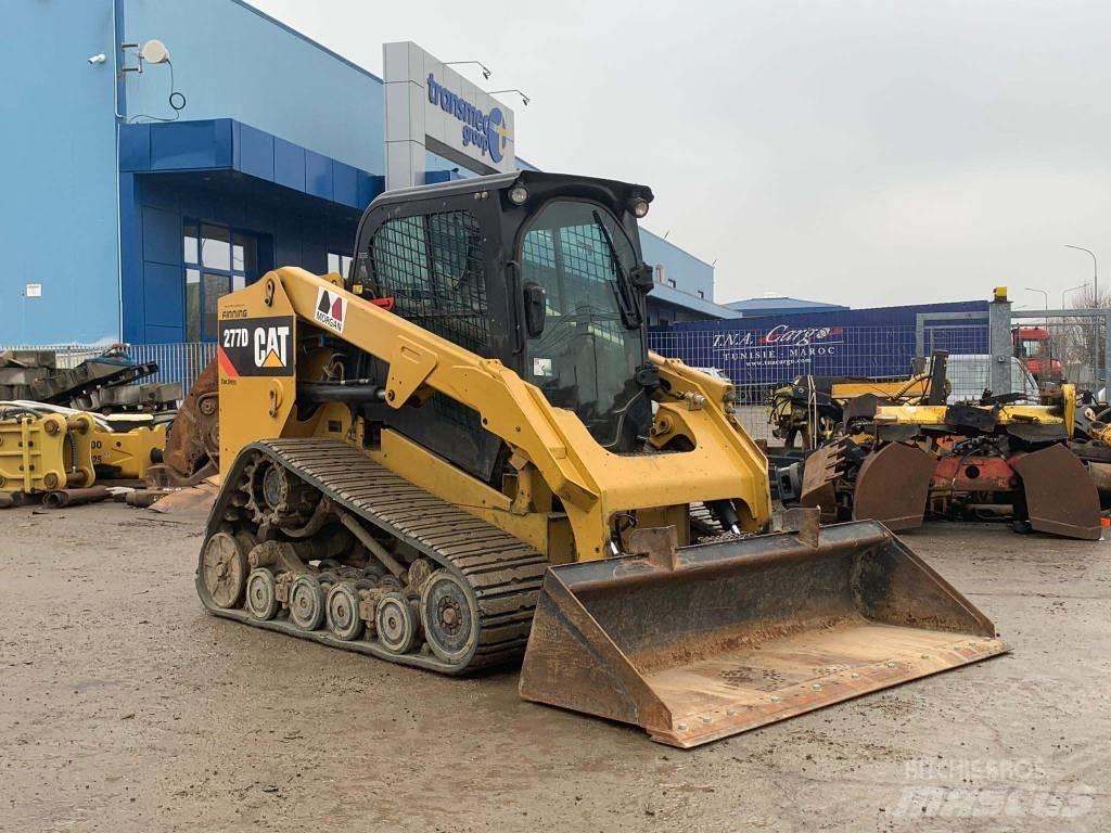CAT 277 D Schrankladers