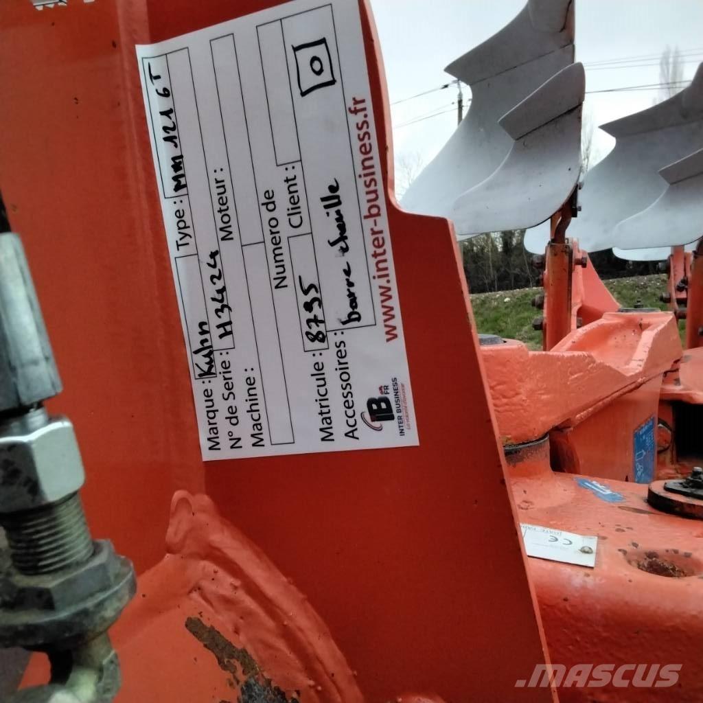 Kuhn MM121 6T Wentelploegen