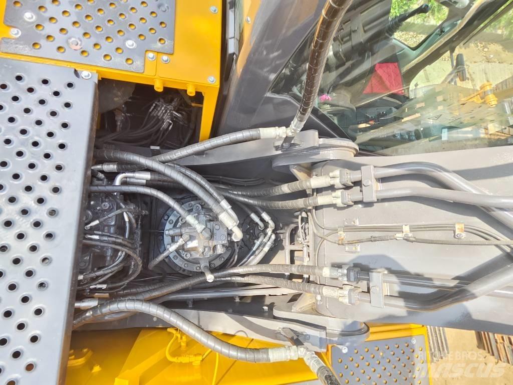 Volvo EC 250 D L Rupsgraafmachines
