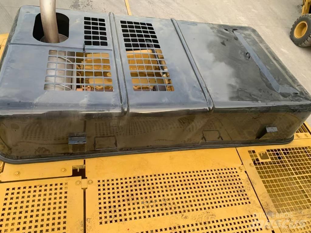 CAT 330 B Rupsgraafmachines