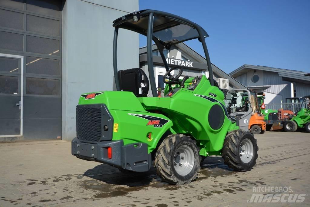 Avant 528 Miniladers