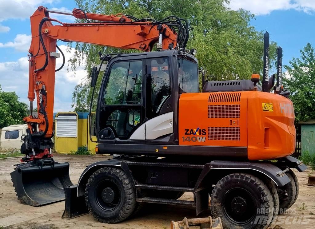Hitachi 140W Wielgraafmachines